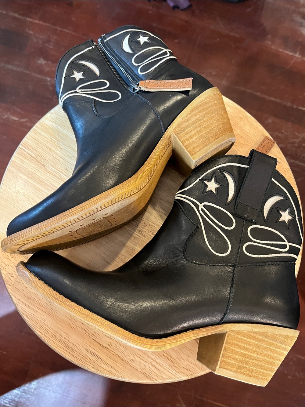 dingo Black Leather Ankle Booties with White Moon & Star Stitching